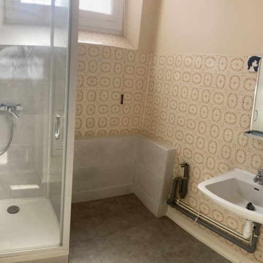  Alpes immobilier : Appartement | VOIRON (38500) | 54 m2 | 112 000 &euro; 