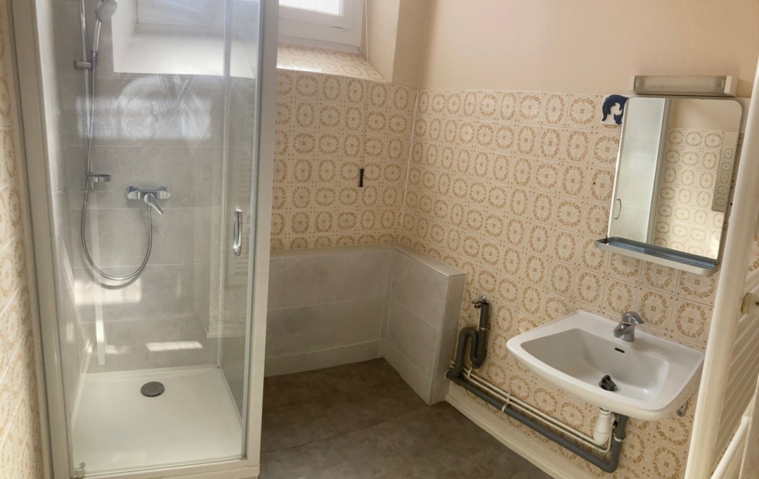 Alpes immobilier : Appartement | VOIRON (38500) | 54 m2 | 112 000 &euro; 