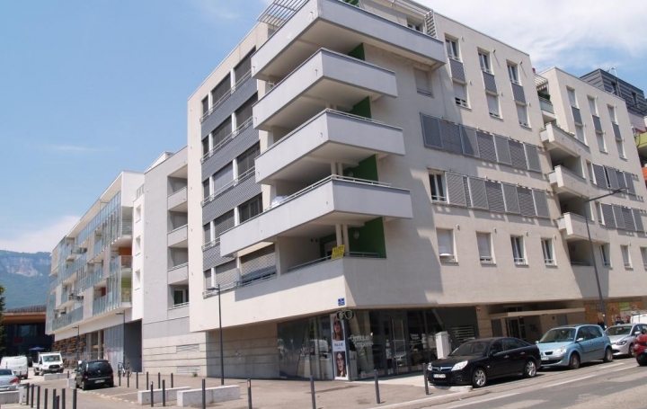 Alpes immobilier : Appartement | GRENOBLE (38000) | 77 m2 | 832 € 